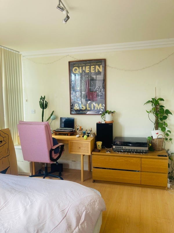 Room Victoria Mews in Greater London