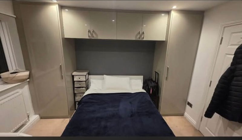 Room Langley Park Road in Richings Park