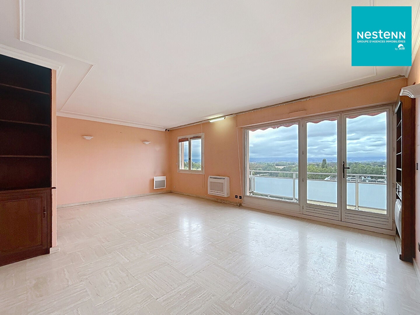 Flat Avenue des Sources in Montrond-les-Bains