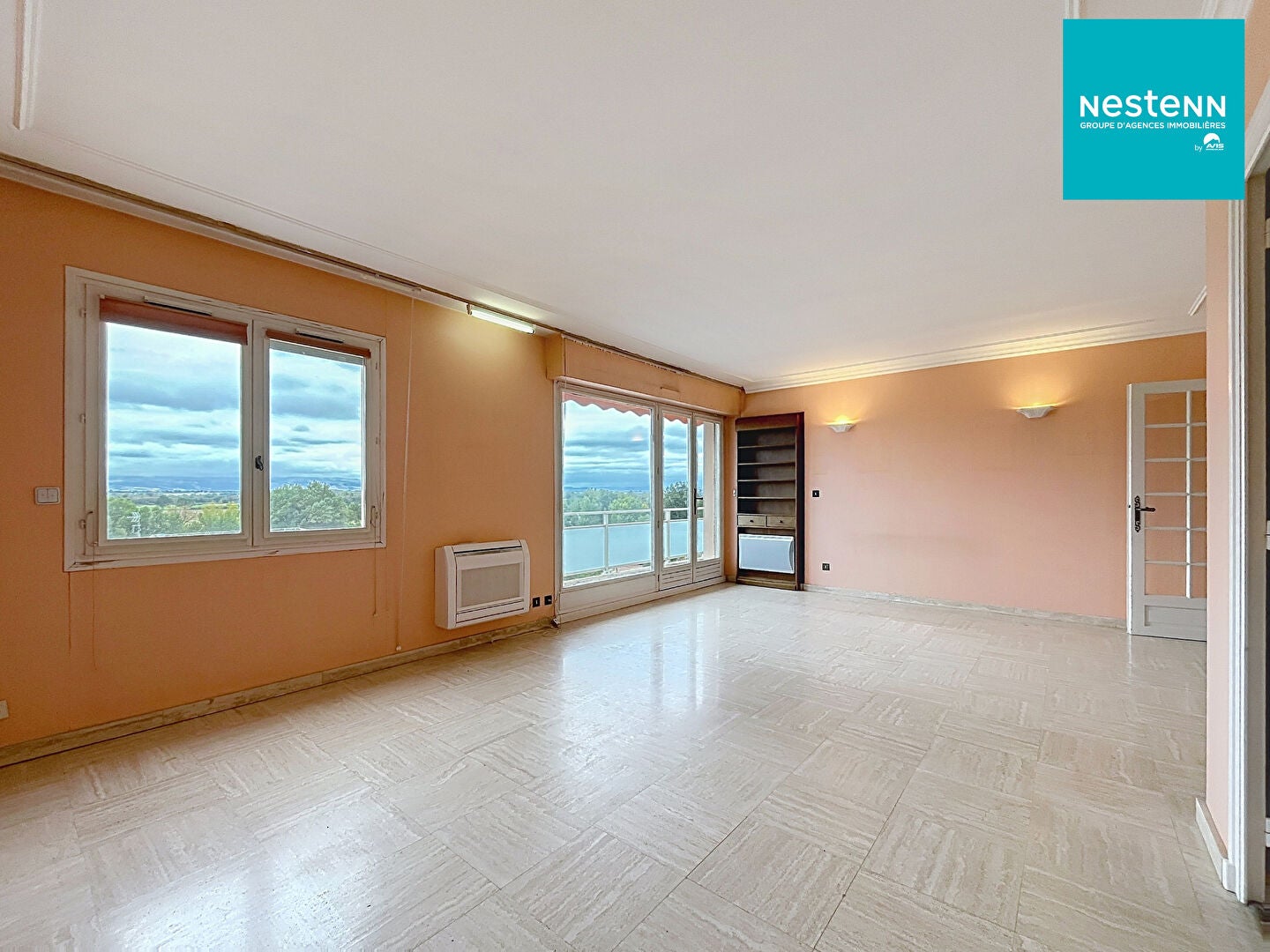 Flat Avenue des Sources in Montrond-les-Bains
