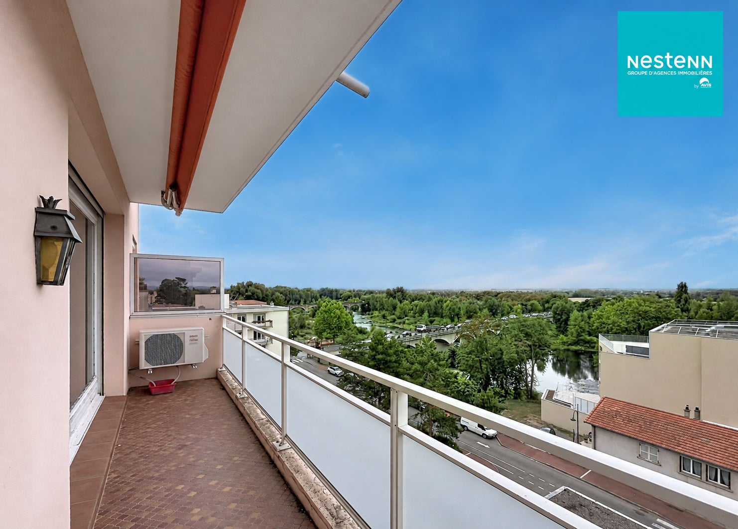 Flat Avenue des Sources in Montrond-les-Bains