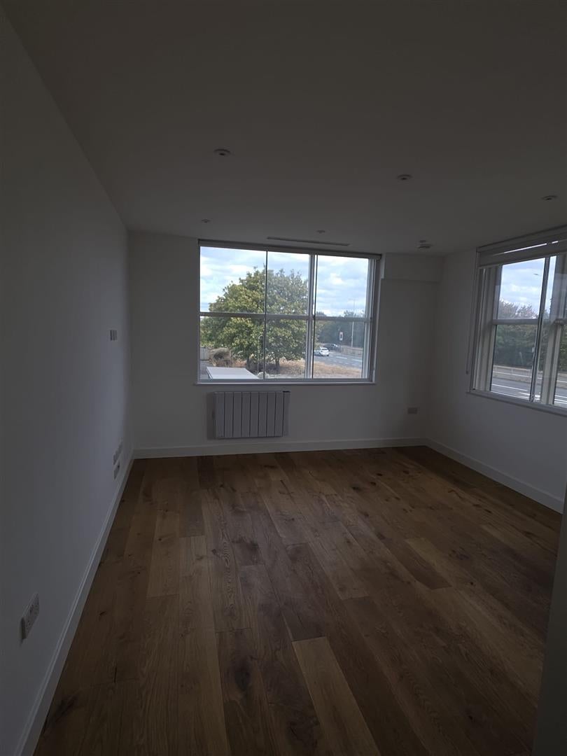 Flat Nobel Drive in Greater London