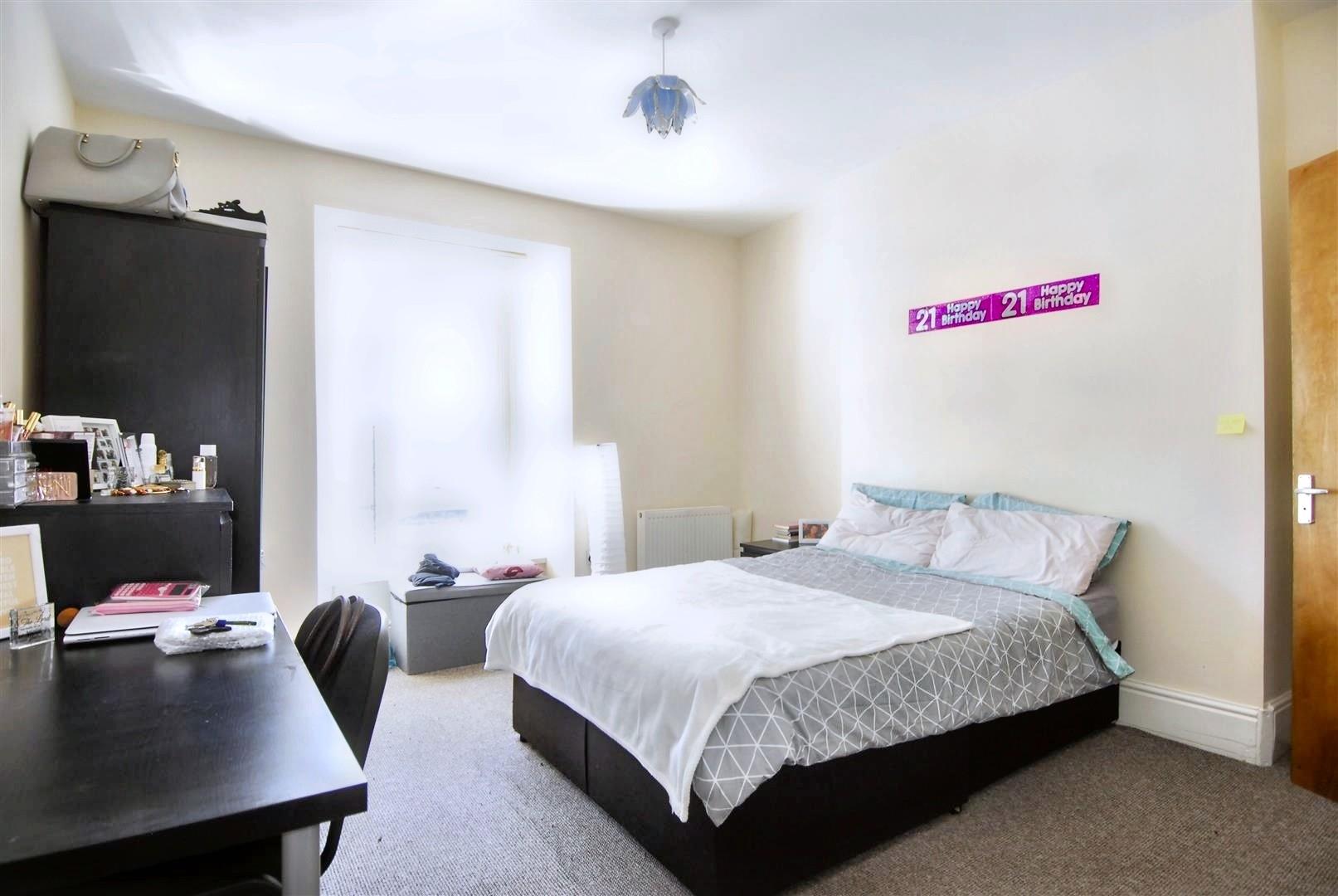 Flat Seaton Avenue in Plymouth