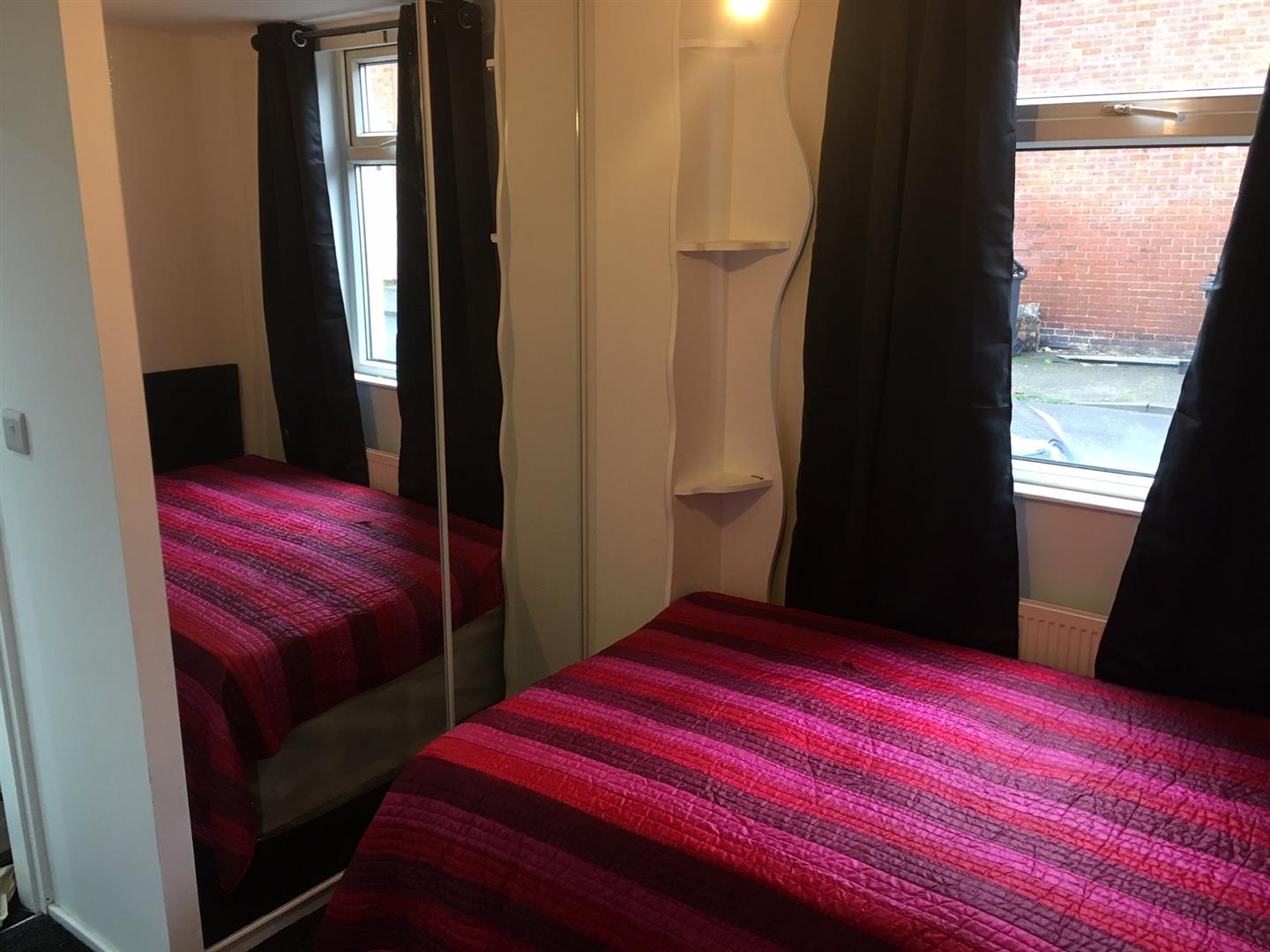 Room Brookhouse Street in Preston