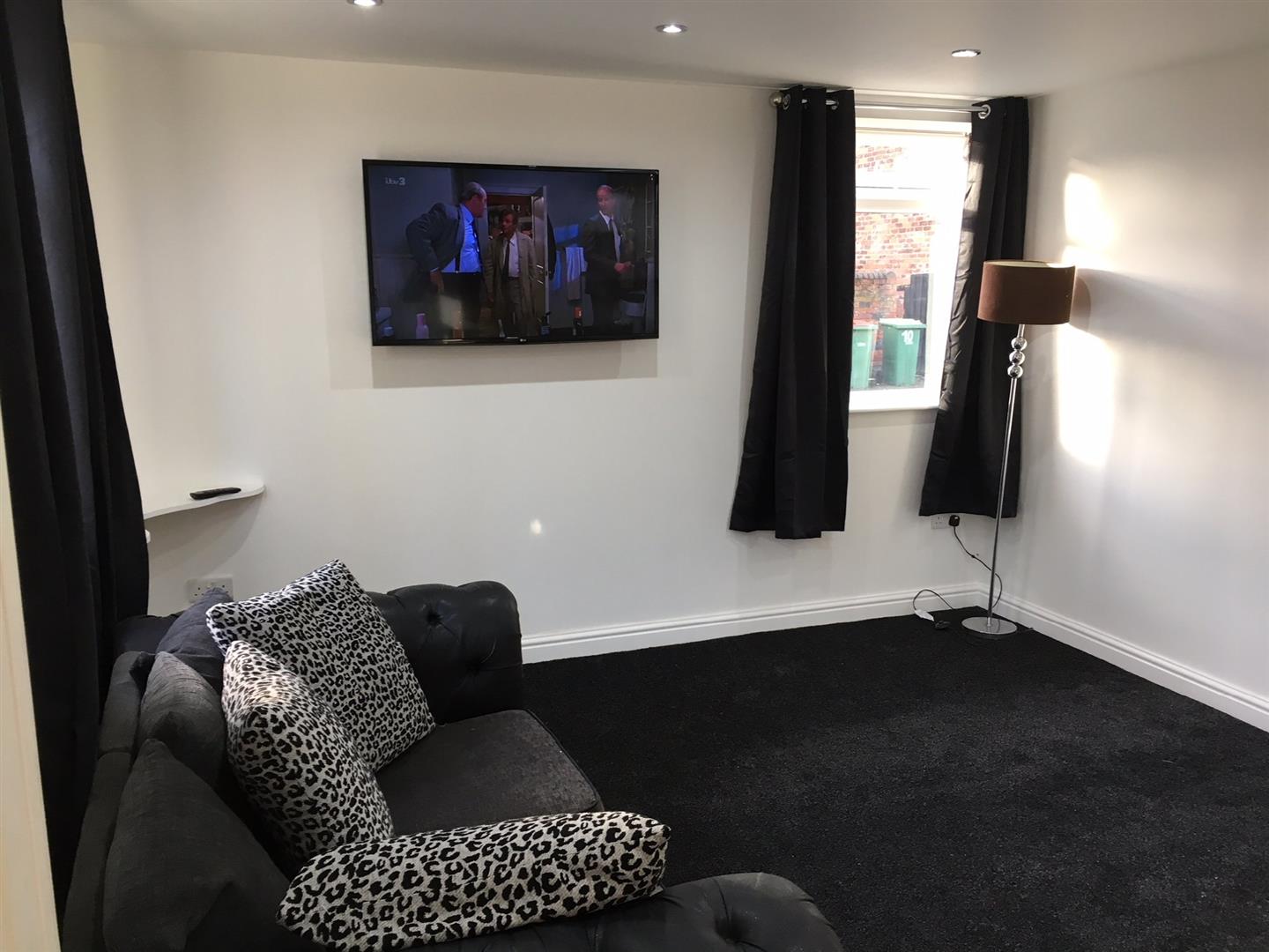 Room Brookhouse Street in Preston