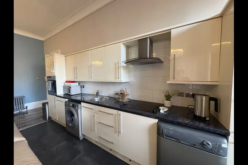 Flat Mansionhouse Road in Paisley
