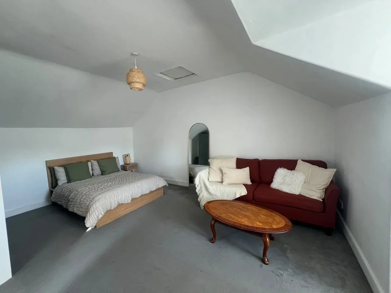 Flat Wickham Road in Greater London