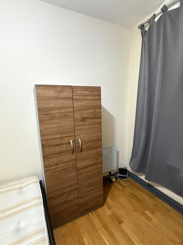 Room Roman Road in Greater London