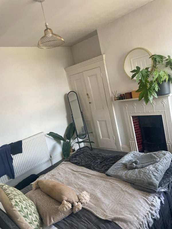 Room Uxbridge Road in Greater London