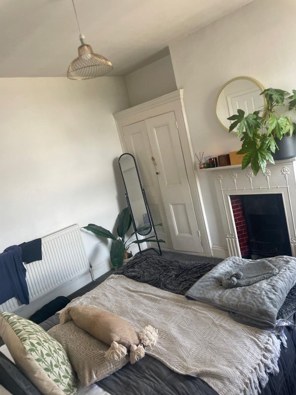Room Uxbridge Road in Greater London