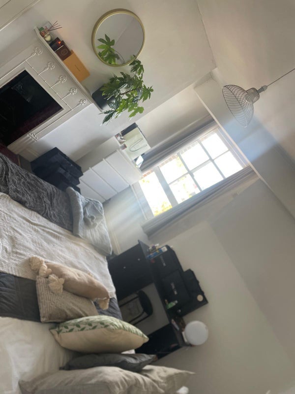 Room Uxbridge Road in Greater London