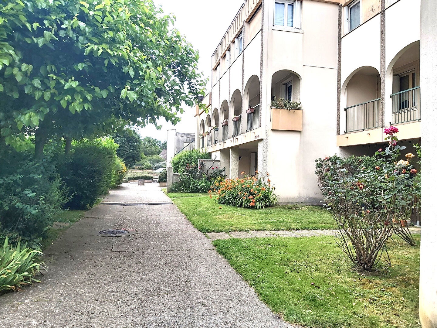 Flat Avenue des Prés in Montigny-le-Bretonneux