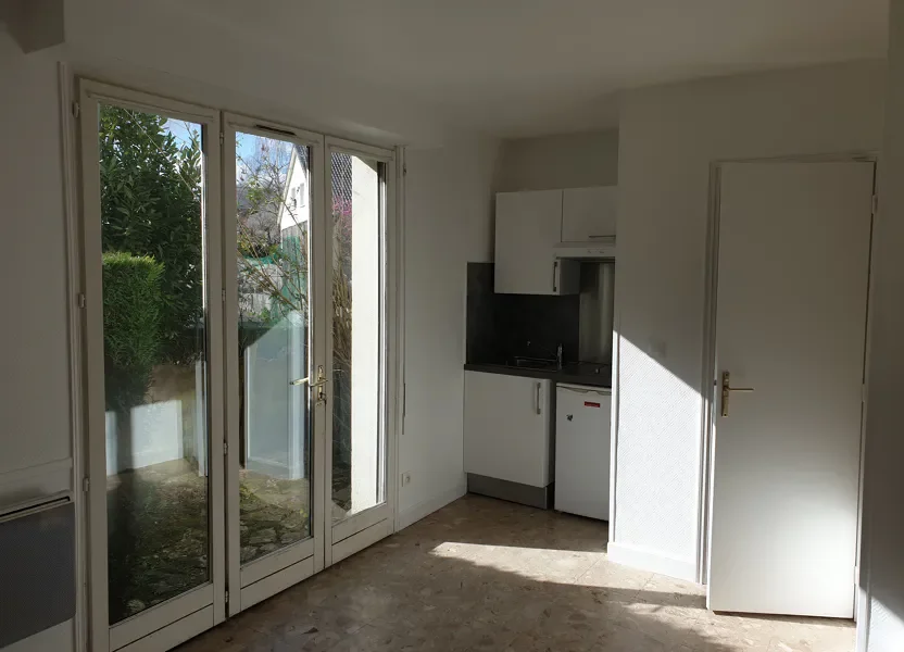 Flat Rue de la Dimancherie in Orsay