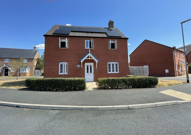 House Thillans in Cranfield