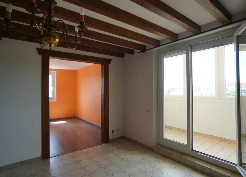 Flat Rue Pablo Picasso in Talant