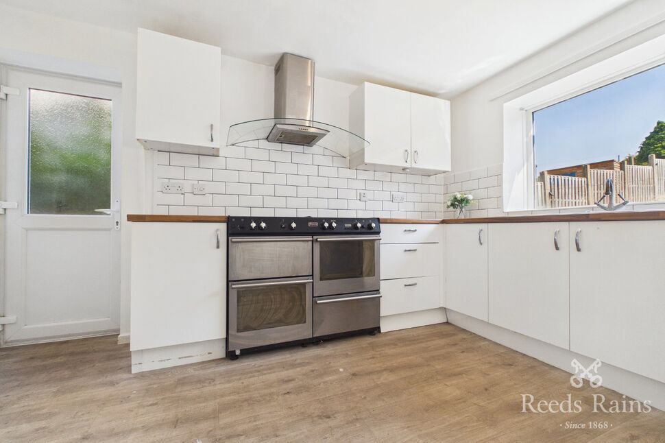 Flat Houfton Road in Bolsover