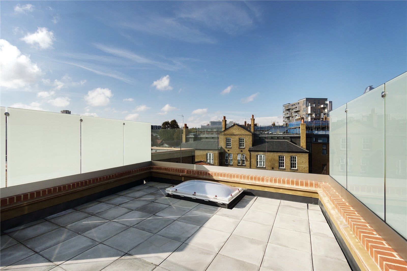 Flat Great Guildford Street in Greater London