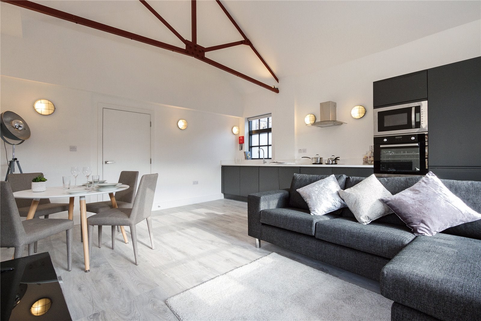 Flat Great Guildford Street in Greater London