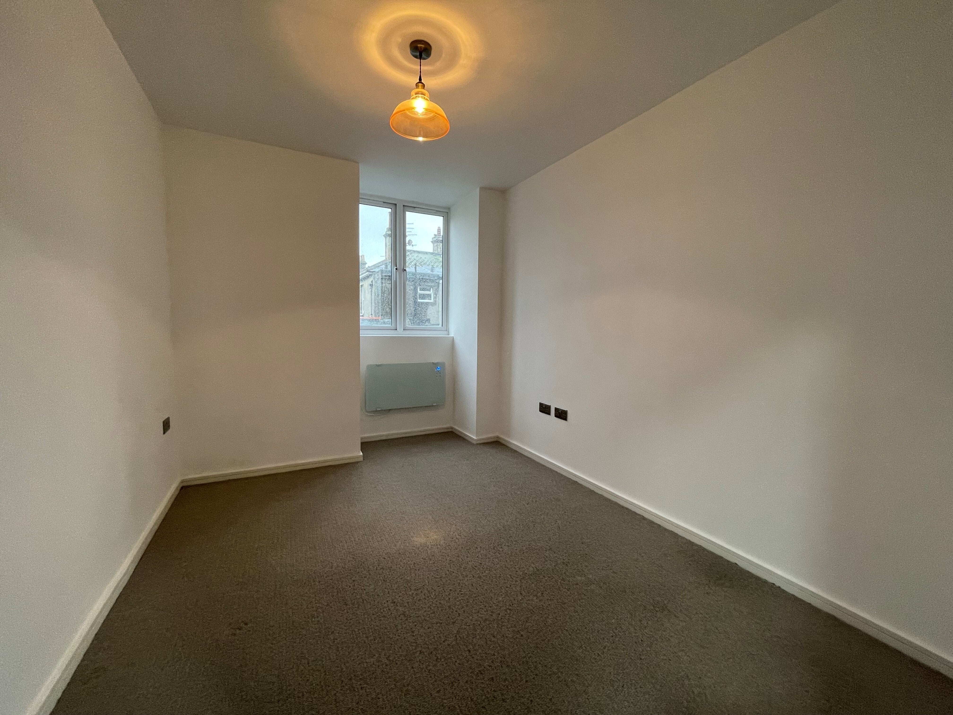Flat Gildredge Road in Eastbourne