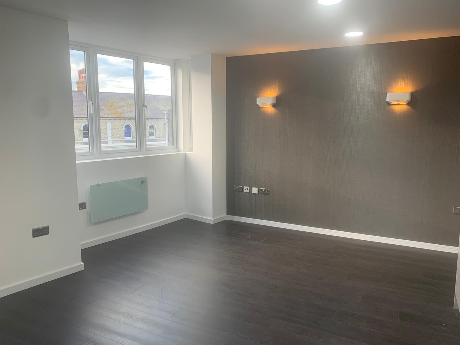 Flat Gildredge Road in Eastbourne