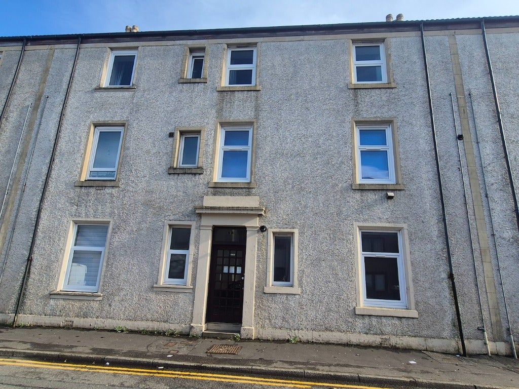 Flat Boyd Street in Largs