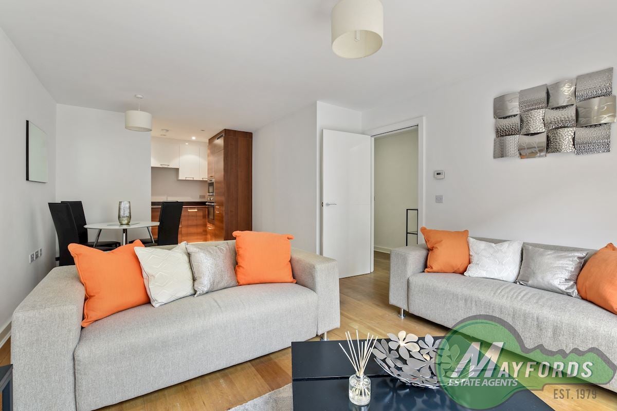 Flat Forge Square in Greater London