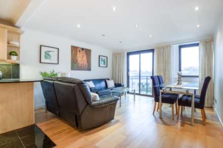 Flat Cromwell Road in Greater London