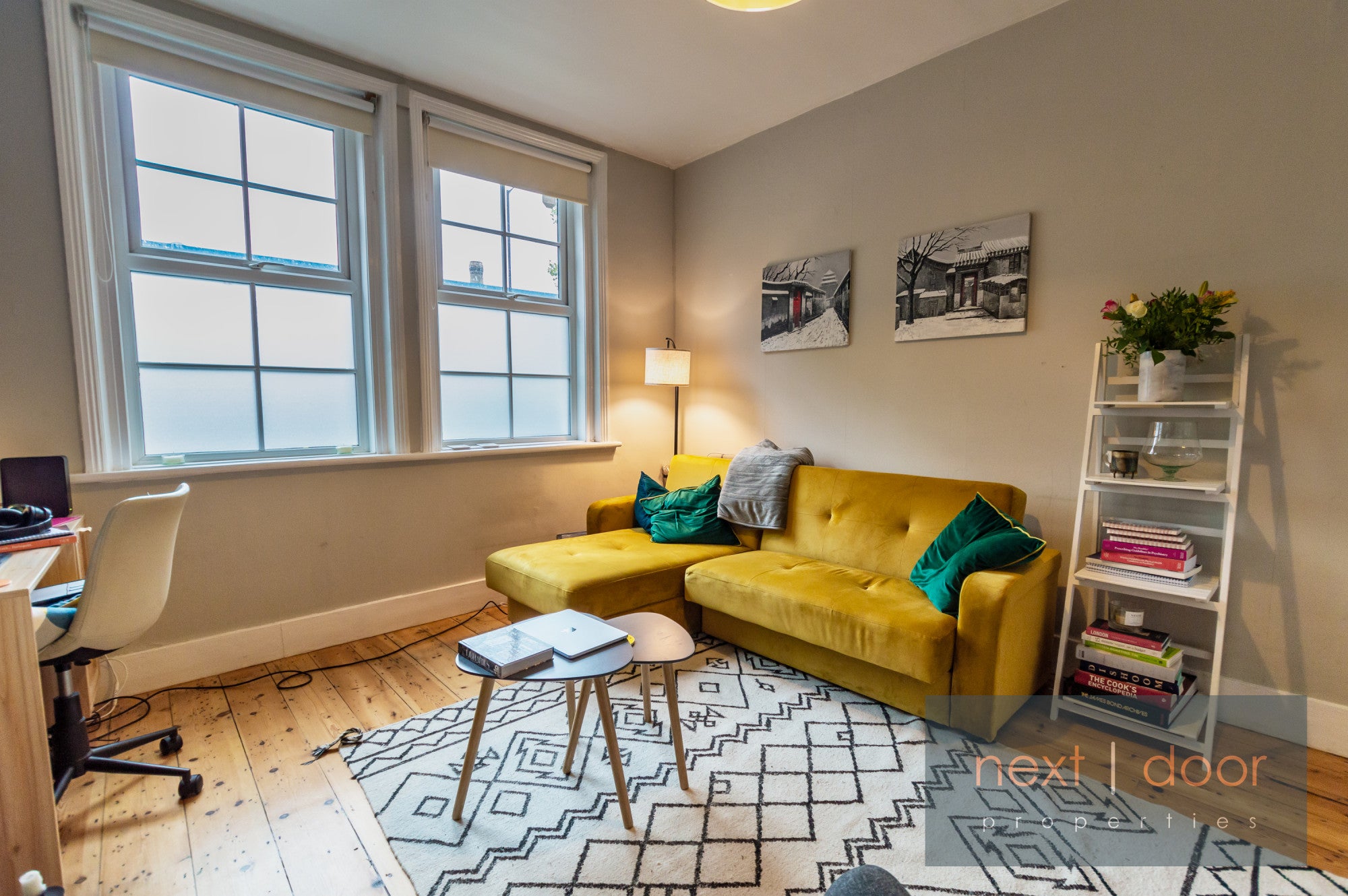 Flat Lomond Grove in Greater London
