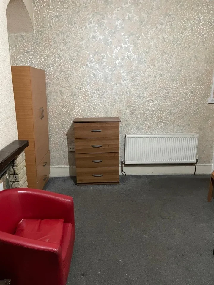 Room Green Lane in Greater London
