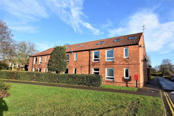 Flat Wentworth Way in Heslington