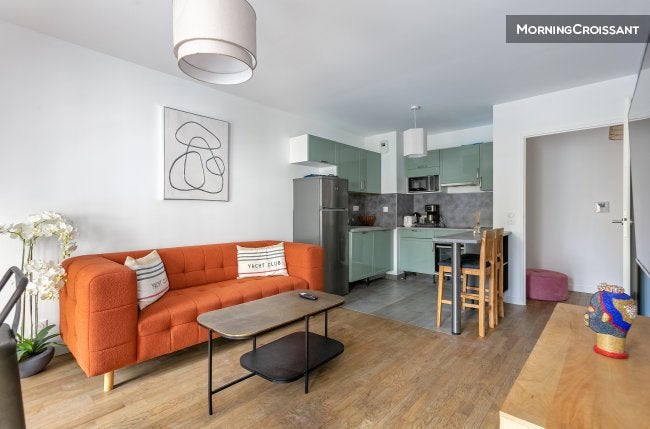 Flat Boulevard Voltaire in Asnières-sur-Seine