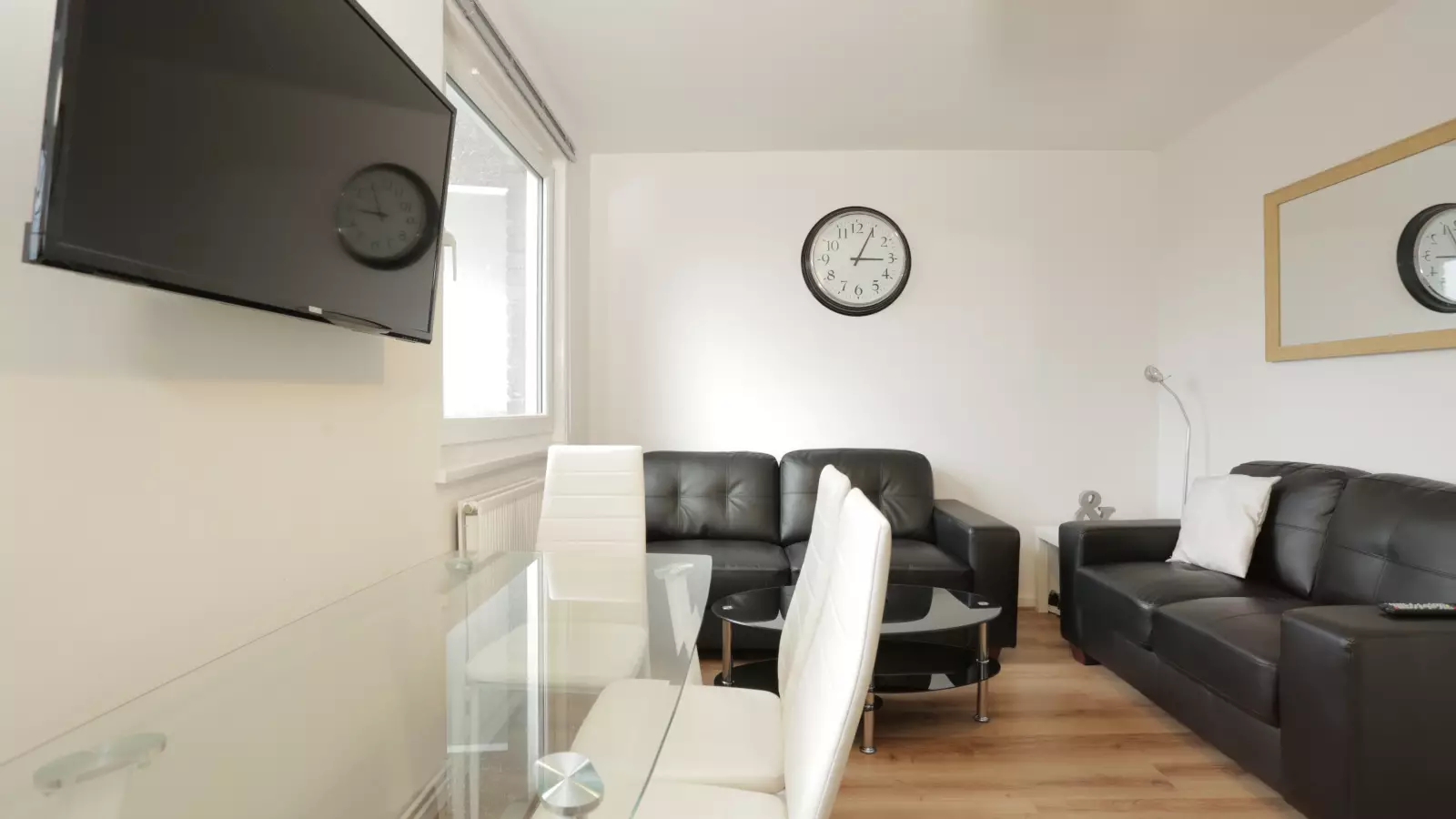 Room Old Church Road in Greater London