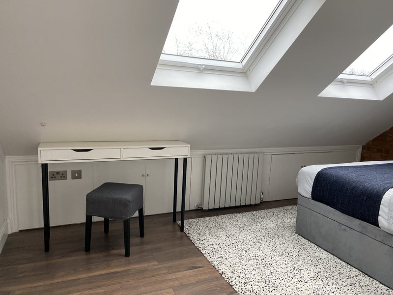 Flat Wellington Road in Greater London