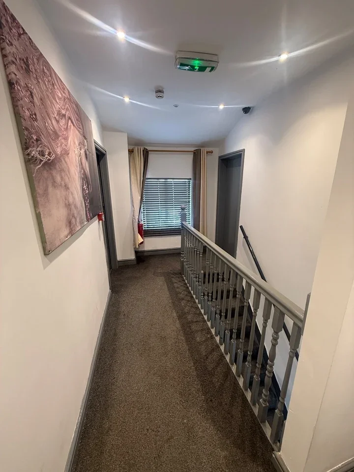 Room Rolfe Street in Sandwell