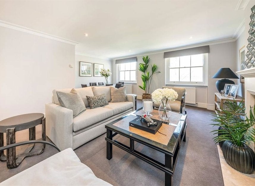 Flat Bryanston Square in City of Westminster