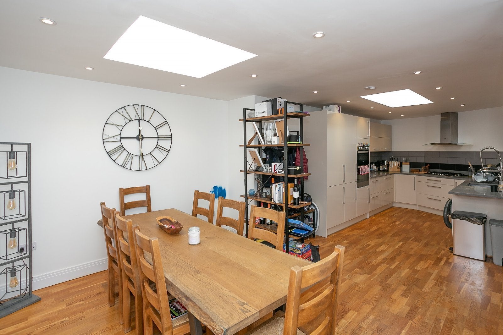 Flat Villiers Road in Watford