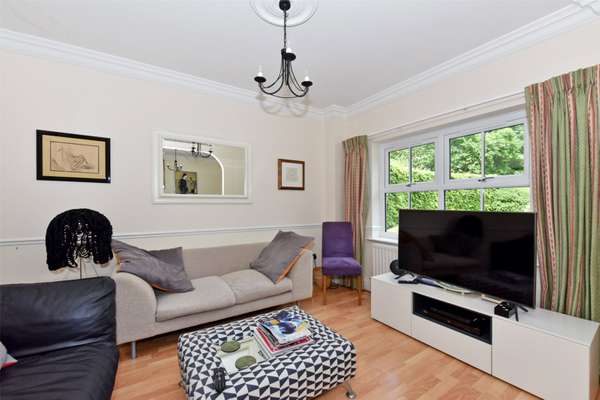 House Cliveden Road in Taplow
