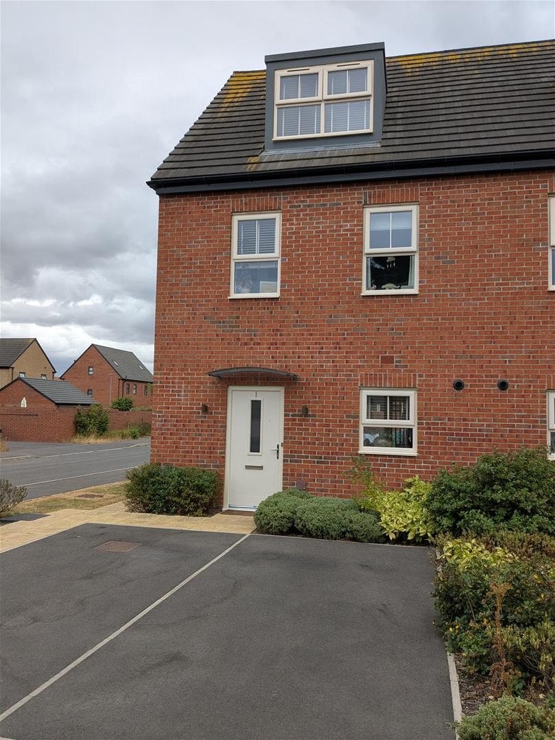 House Silver Birch Close in Woodmansey