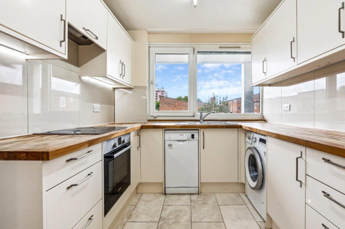 House Twyford Street in Greater London
