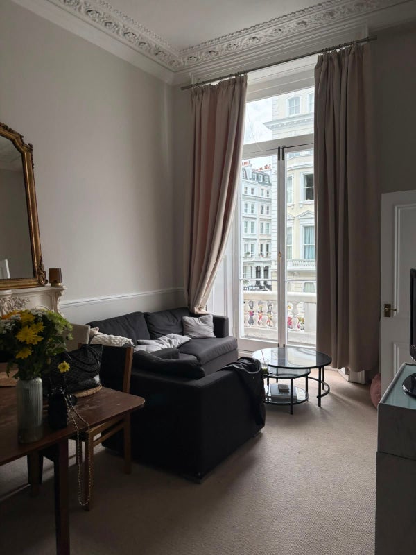 Room Queen's Gate Gardens in Greater London