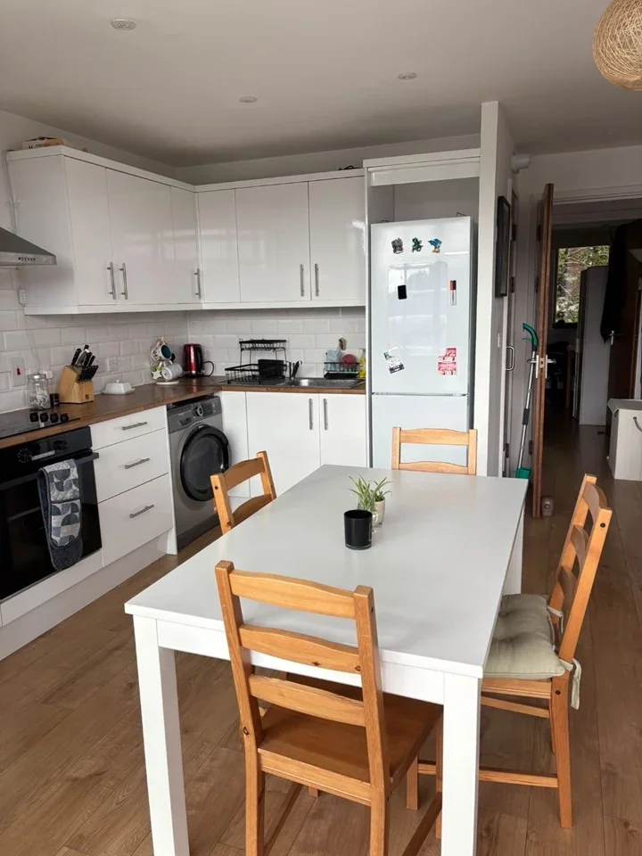Flat Wansey Street in Greater London