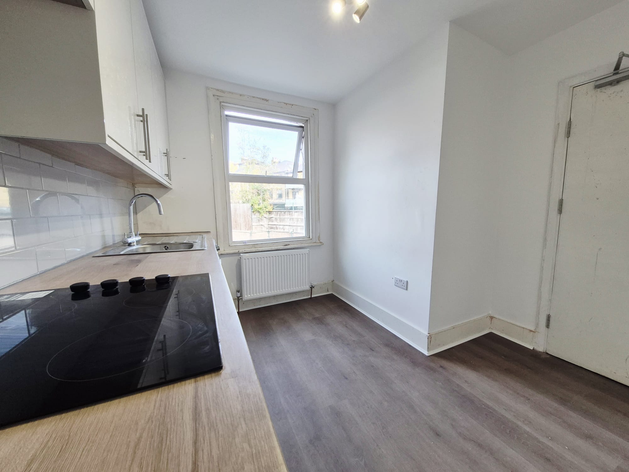 Flat Listria Park in Greater London