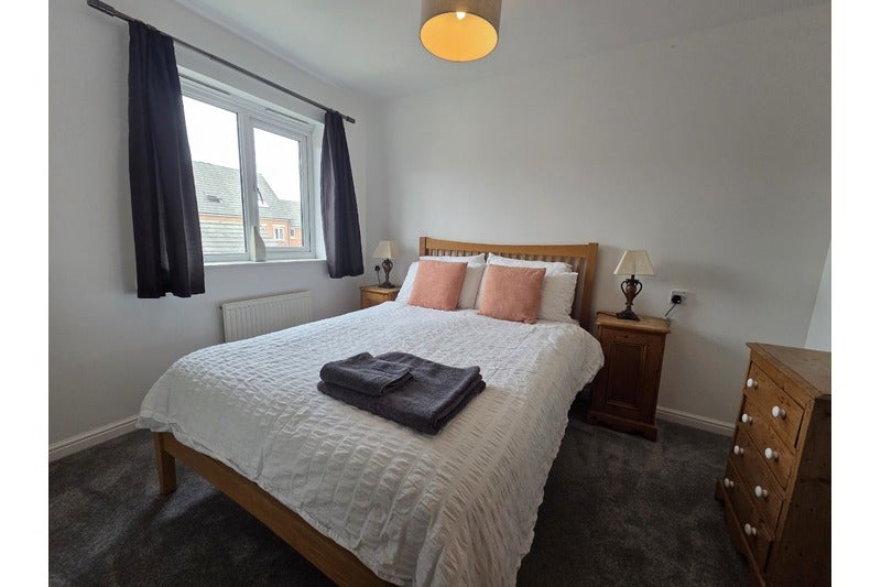 House Griffen Close in Bridgwater