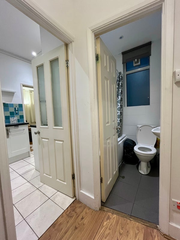 Flat Bath Terrace in Greater London