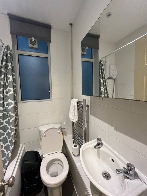 Flat Bath Terrace in Greater London