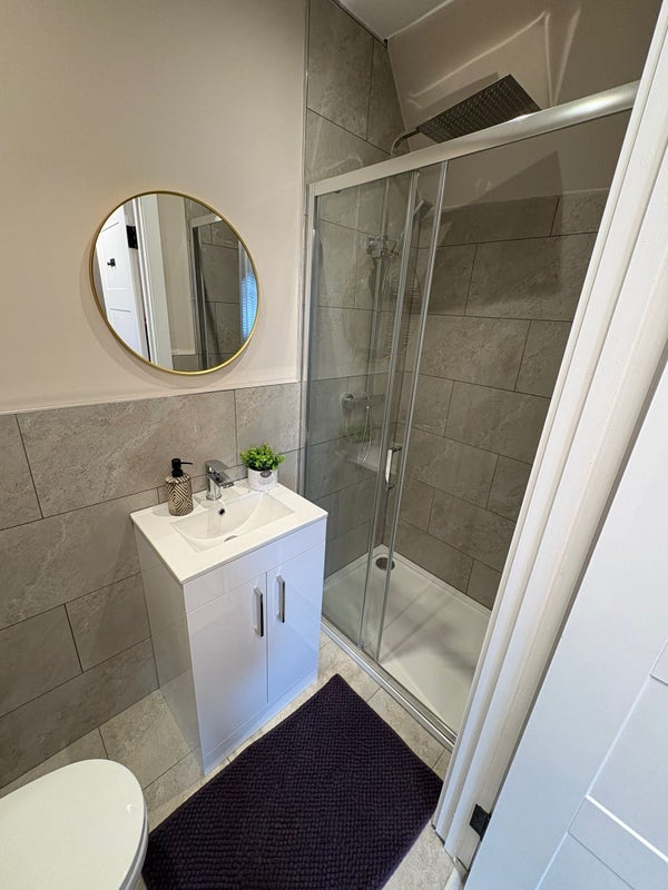 Room Normanton Terrace in Newcastle upon Tyne