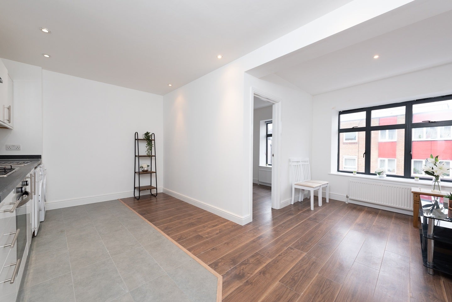 Flat Hoxton Street in Greater London