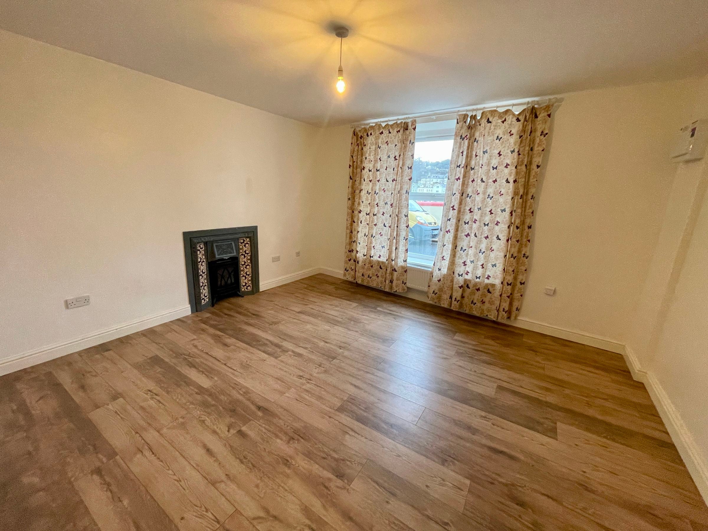 Flat Warren Road in Torquay