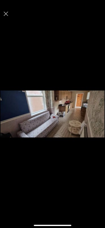 Room Cherrywood Road in Birmingham