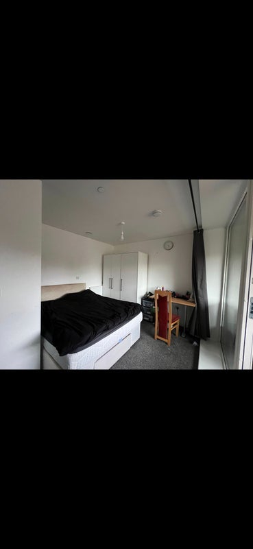 Room Rosefield Gardens in Greater London